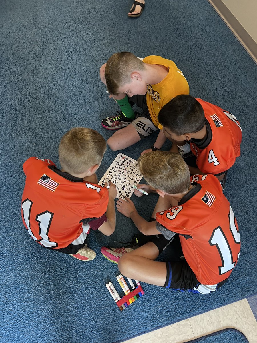 Building problem solving and communication skills in our science class. #WEareFHSD <a href="/WilsonElem/">Wilson Elementary</a>