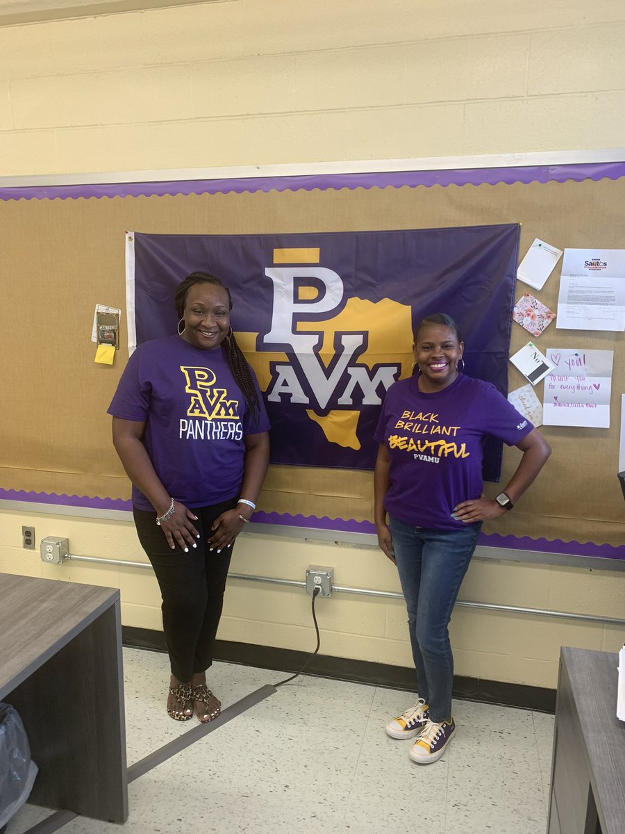 JLB_counseling's tweet photo. 🗣 let’s be clear…ALL ROADS LEAD TO TEXAS SOUTHERN UNIVERSITY 🐅 💕💚 oh hey y’all 🙄 #CollegeColorDay #TSU #PVAMU #LaborDayClassic #ohHeyClaraandKaren #withyallLilbanner 🤣 #i❤️myTeam #restThiswknd #SeptemberisSelfCaremonth @LaMenephee @cgerard1913 @KarenJoHISD https://t.co/xV1feUzqgt
