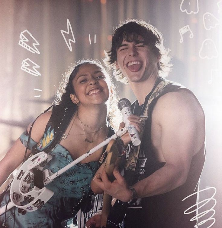 jukearchieve's tweet photo. julie molina and luke patterson as disney couples a thread https://t.co/A8Nn9hM0tW