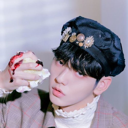 soobinnify's tweet image. Ur icon vs u💗 No makeup just natural 🥰