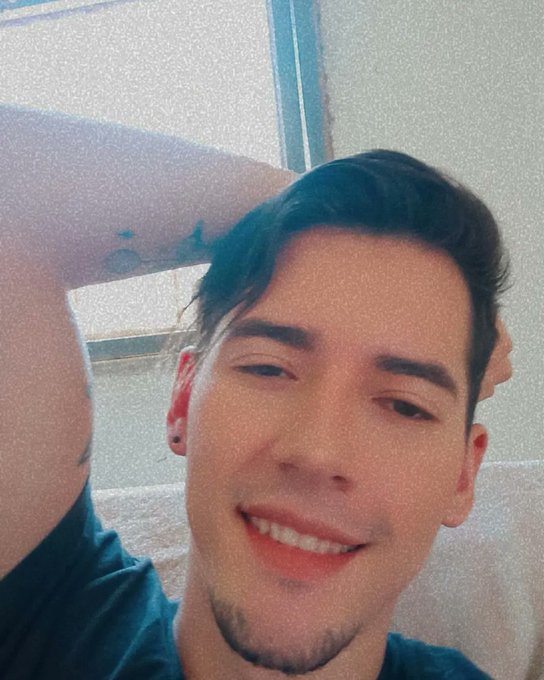 Hielo 😶&zwj;🌫️ https://t.co/nMFaIaTMUM<a href="/tag/nuevafotodeperfil"class="tags"><span>#nuevafotodeperfil</span></a>