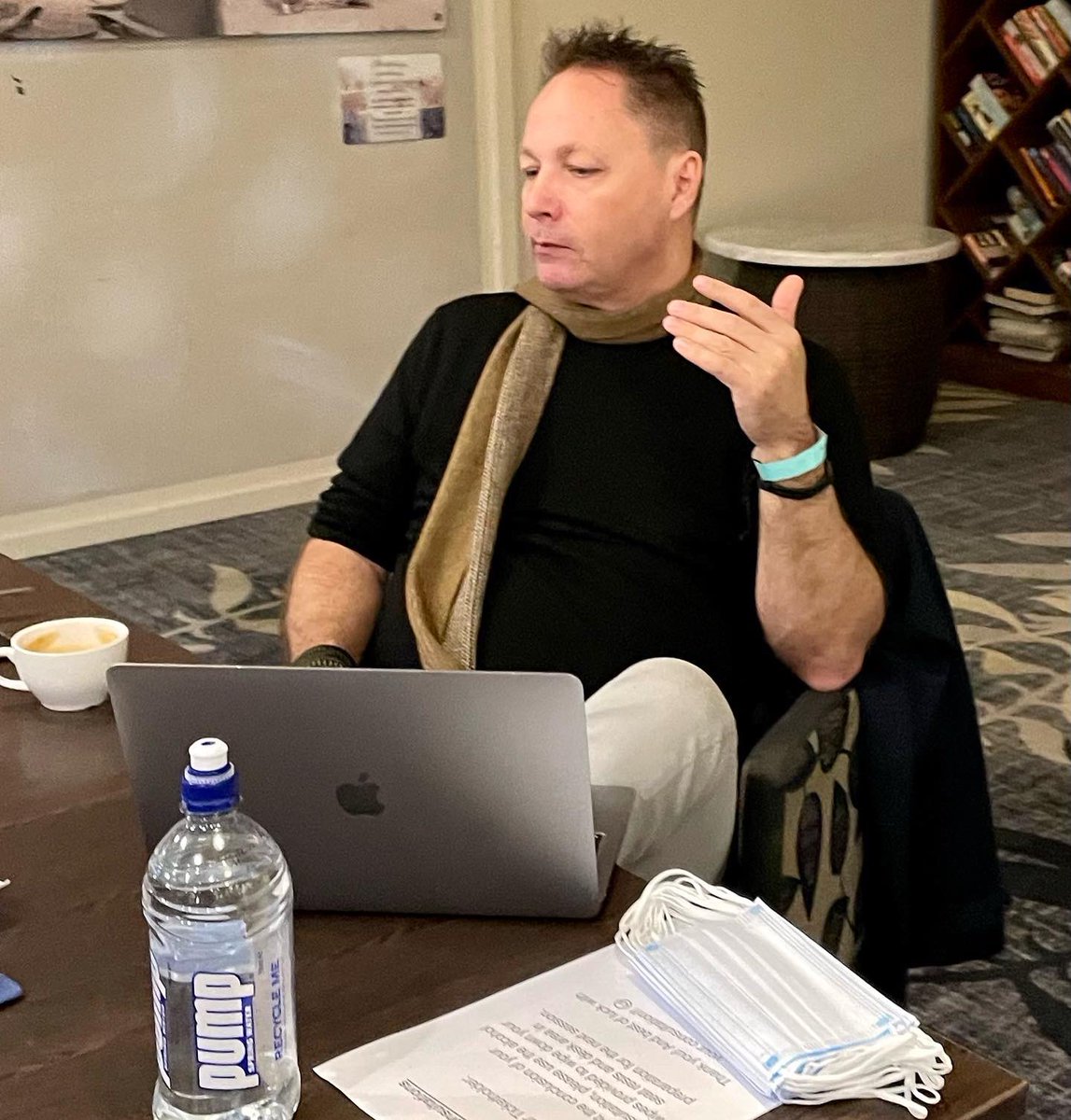 LarrikinH's tweet photo. Boss man doing what he does best … having a chat 😆

Manuscript assessments are underway at @shirewritefest 💛 James has a day of assessments alongside Claire Hallifax, Beverley Cousins &amp; Mary Verne. #unleashed 

Don’t miss the panel revealing secrets of the industry. https://t.co/wn9QTtP3WV