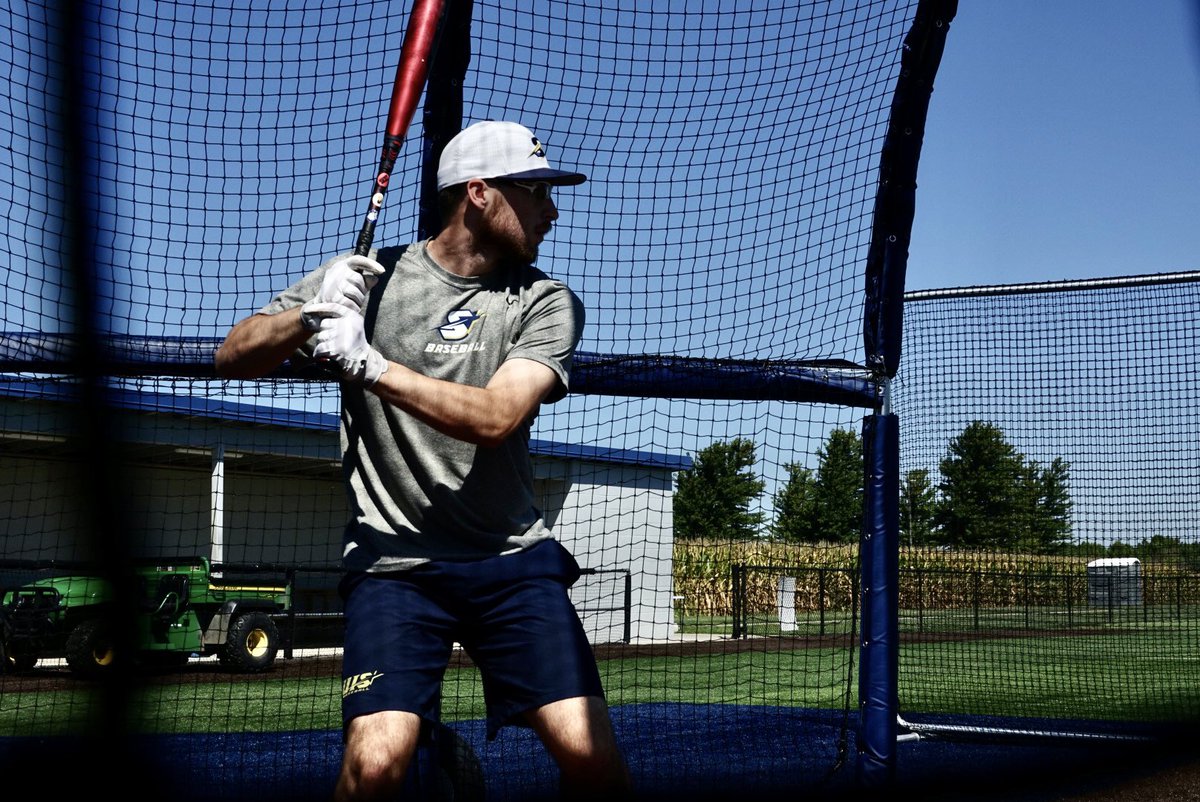Baseball_UIS's tweet photo. New faces, same vibes 🤟🏼

#StarBoys | #ProtectThePrairie https://t.co/G7YlgFA24F