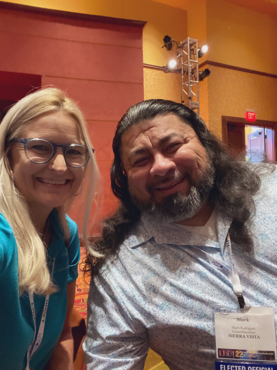 k_sliva's tweet photo. #LACT22 @AzCities Closing Session was EXCELLENT! Great job @MattLehrman on the topic of how to attain better public engagement and for the 5 tips! Thx Councilmember Rodriguez of Sierra Vista for the pic! 🤳📲 #engagement #listening https://t.co/kE4eRAs382