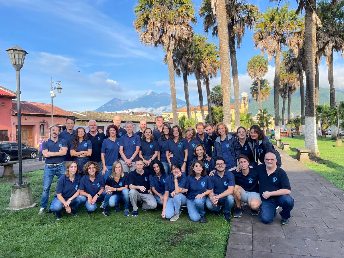 hermanopedrogt's tweet photo. 25 ANIVERSARIO DE IBERMED https://t.co/mUGpnoFWhf a través de @YouTube
#Ibermed #Guatemala #Salud #Medicina #Antigua https://t.co/4fj3nLc9Iu