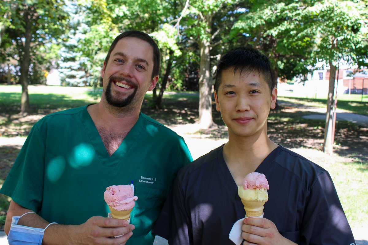 CCHCornwall's tweet photo. This afternoon, staff were treated to free ice cream courtesy of our Wellness Committee! Several managers and our Chief Human Resources Officer were on-hand to help serve our hard working staff their delicious frozen treat heading into the long weekend! https://t.co/fF2QElr3sa