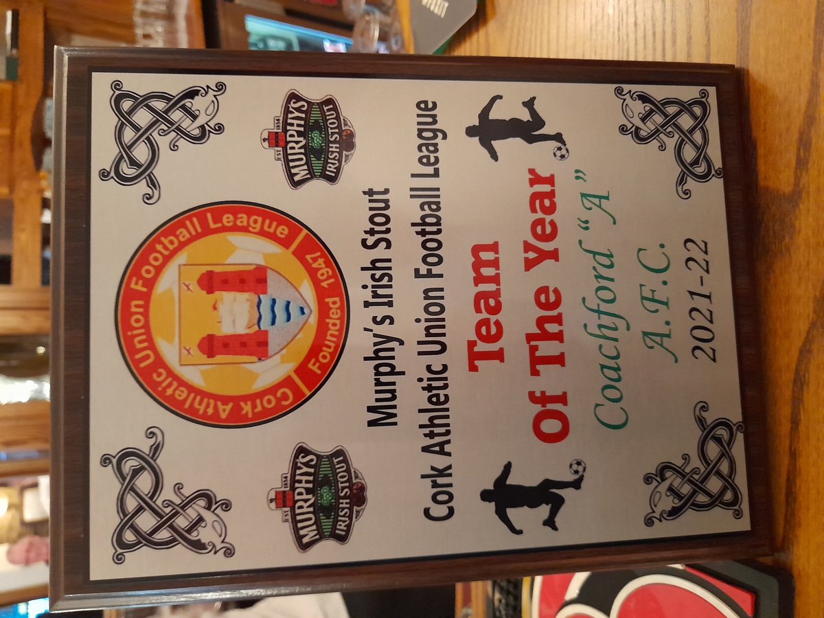 Coachford_AFC's tweet photo. Thank you to @CorkAul @Heineken_IE for a great night at the first Cork AUL awards night in 3 years. 
Well done to @strandunited &amp; @DonoughmoreAFC on their awards 👏👏 https://t.co/PaSCbTN7J8