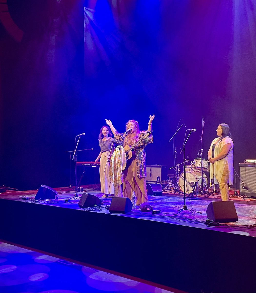 patch .🎶.🎧. (@patchfrasr) on Twitter photo Here at Live at Heart Örebro with kick-ass Canadians - <a href="/jesspearsonEW/">Jessica Pearson and the East Wind</a> and crew hit all the right notes! <a href="/LiveatHeart/">Live at Heart</a> #Kulturkvarteret #folkmusic Here at Live at Heart Örebro with kick-ass Canadians - <a href="/jesspearsonEW/">Jessica Pearson and the East Wind</a> and crew hit all the right notes! <a href="/LiveatHeart/">Live at Heart</a> #Kulturkvarteret #folkmusic