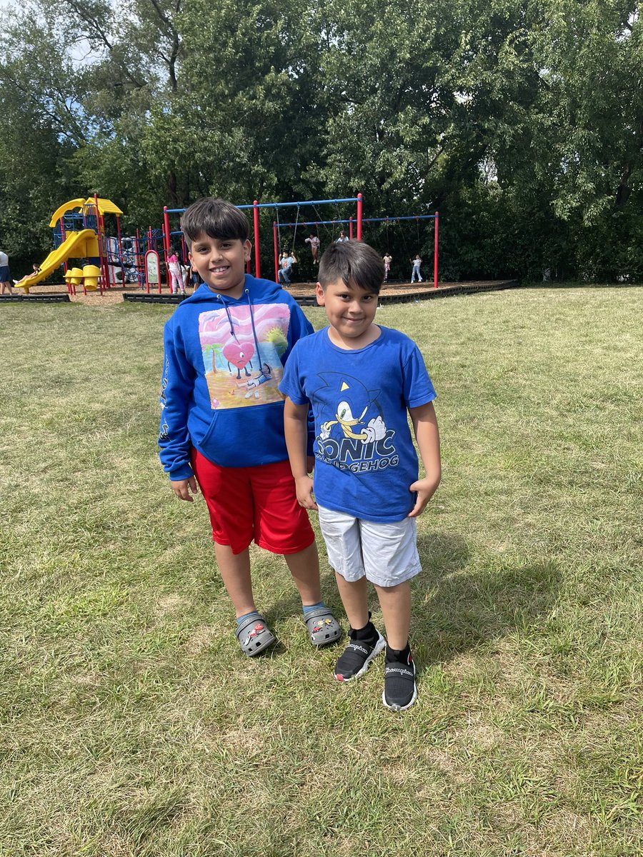 Siblings loving their movement breaks together today!!#ASD4ALL <a href="/lincolnasd4/">Lincoln School</a>