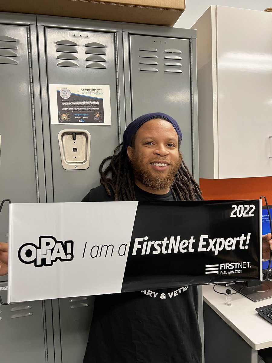 Stacylynnnnnn's tweet photo. Celebrating More FIRSTNET &amp; BIZ experts on @TeamSWAGOHPA at East Market in Philadelphia! Way to Go Brandon! @MikeSBurgessAMP @realmccoy1988 @SionLopezPR @ElleNonnemacher @keroninc @ReanTaube https://t.co/pm1YNjfE1i