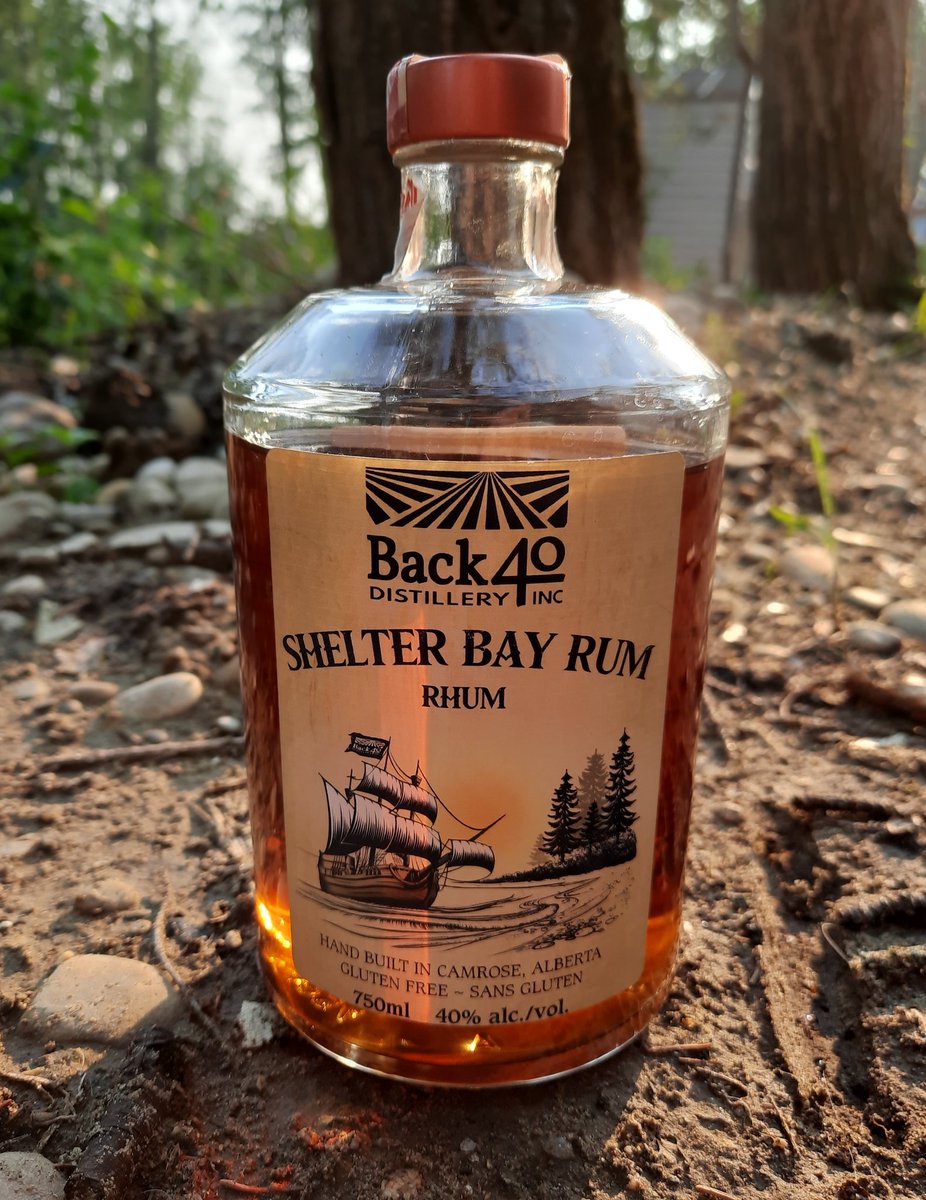Back40distill's tweet photo. Enjoy the last long weekend of summer with some Back 40 wherever you find yourself relaxing!! 🌴⛱🏕🗻

#longweekend #labourdayweekend #camping #mountains #lakelife #relaxation #heatwave #craftdistillery #craftcocktails https://t.co/XfbRAnsF0Y