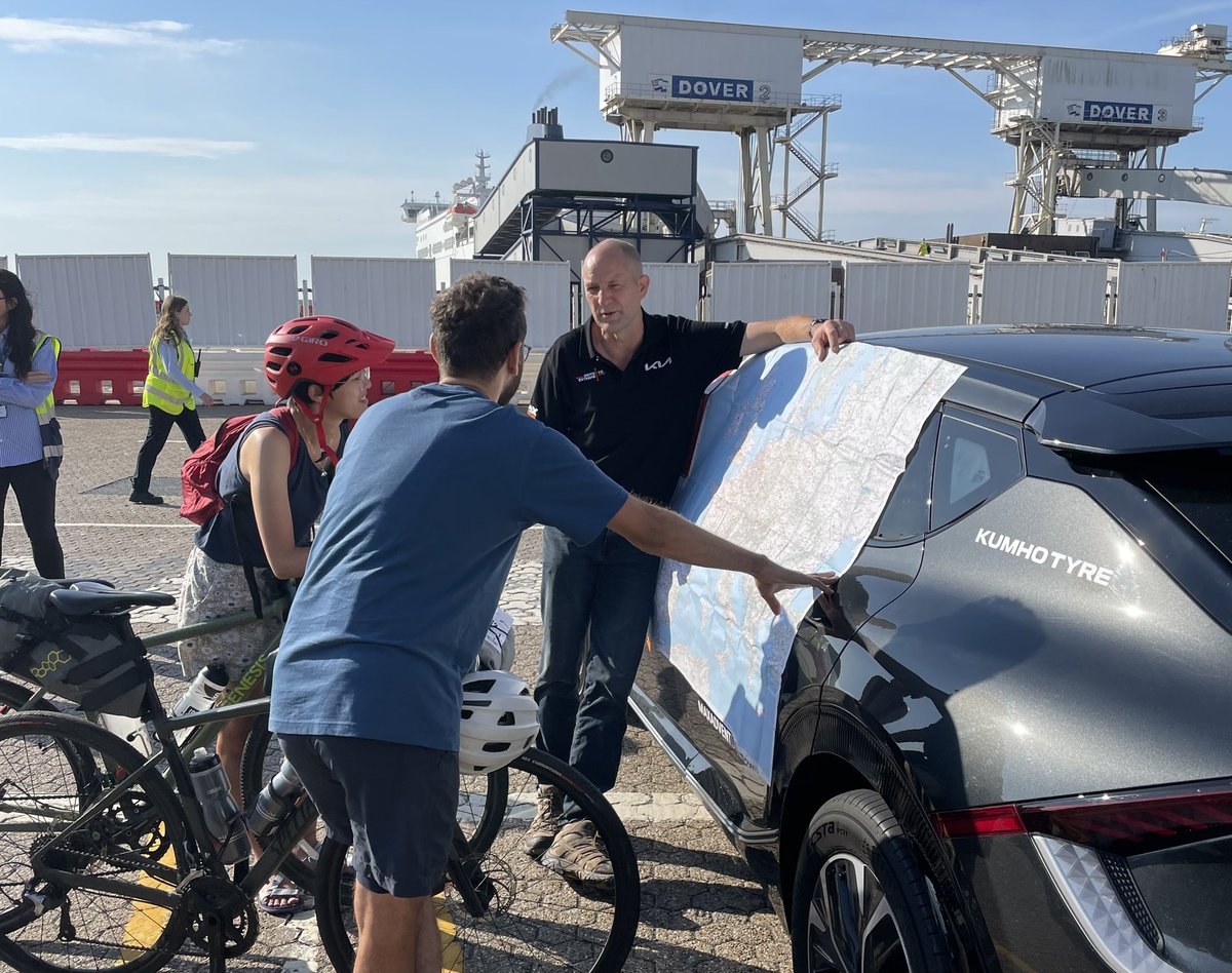 driventoextreme's tweet photo. It’s been a long first day, as we make our way to Oslo for the start of our 3,600 mile drive in 5 days. #KiaEV6 #MovementThatInspires #Kia
#DrivenToExtremes #EuroEVMarathon https://t.co/ut2hVArFMc