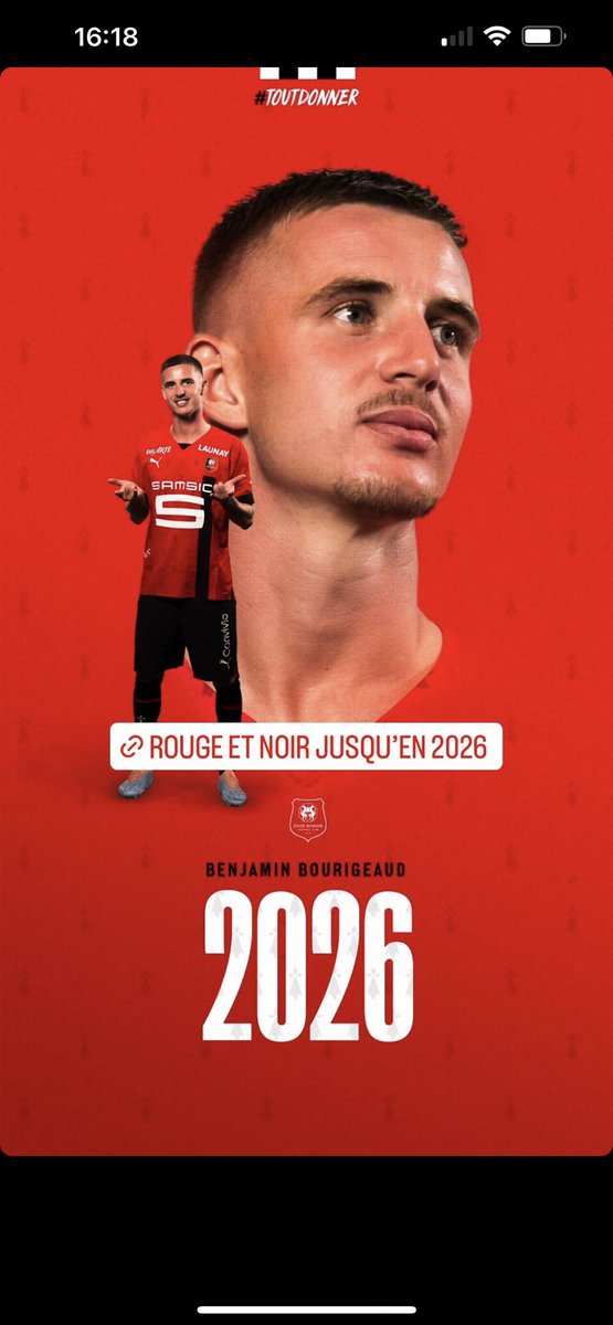 BourigeaudB29's tweet image. @staderennais 
Tellement de fierté et d’émotions à travers cette prolongation.. 
Ma famille et moi même vous remercions de tout vos messages de bienveillance et d’amour. 🙏🏻❤️
Place maintenant au terrain. 💪🏻⚽️
Continuons d’écrire l’histoire tous ensemble 🙏🏻
Allez Rennes ❤️🖤 #BB14