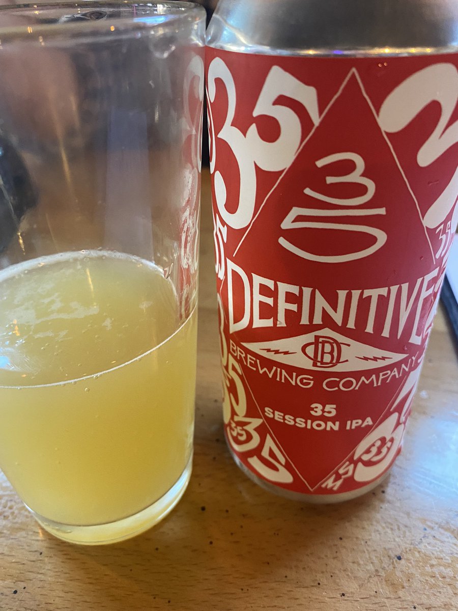 HoytMandy's tweet photo. Continuing to sample the local goods #session #definative https://t.co/NM0V4i0Xks