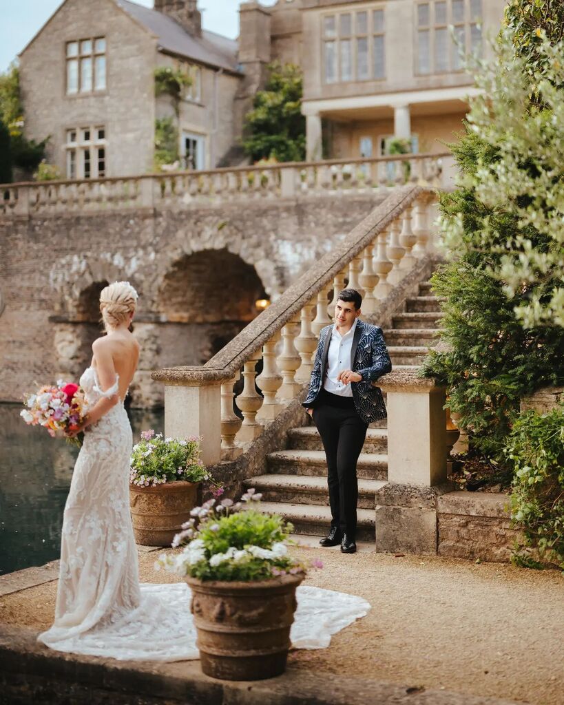 12 years together, 40 days as a wife.
I'll never tire of the way he looks at me 🤍

#happyanniversary

📷 by @joab_smith instagr.am/p/CiBA0MzLIgI/