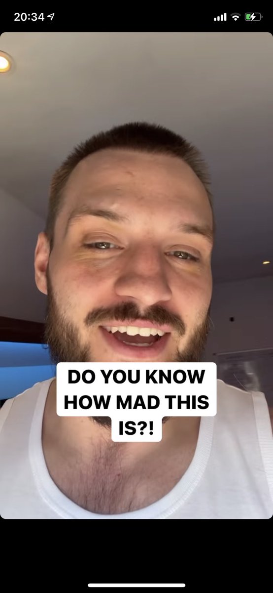 Cxnner's tweet photo. Why are @JaySwingler ‘s eyebrows like a fucking boomerang 😭😂 https://t.co/AApQpVL88C