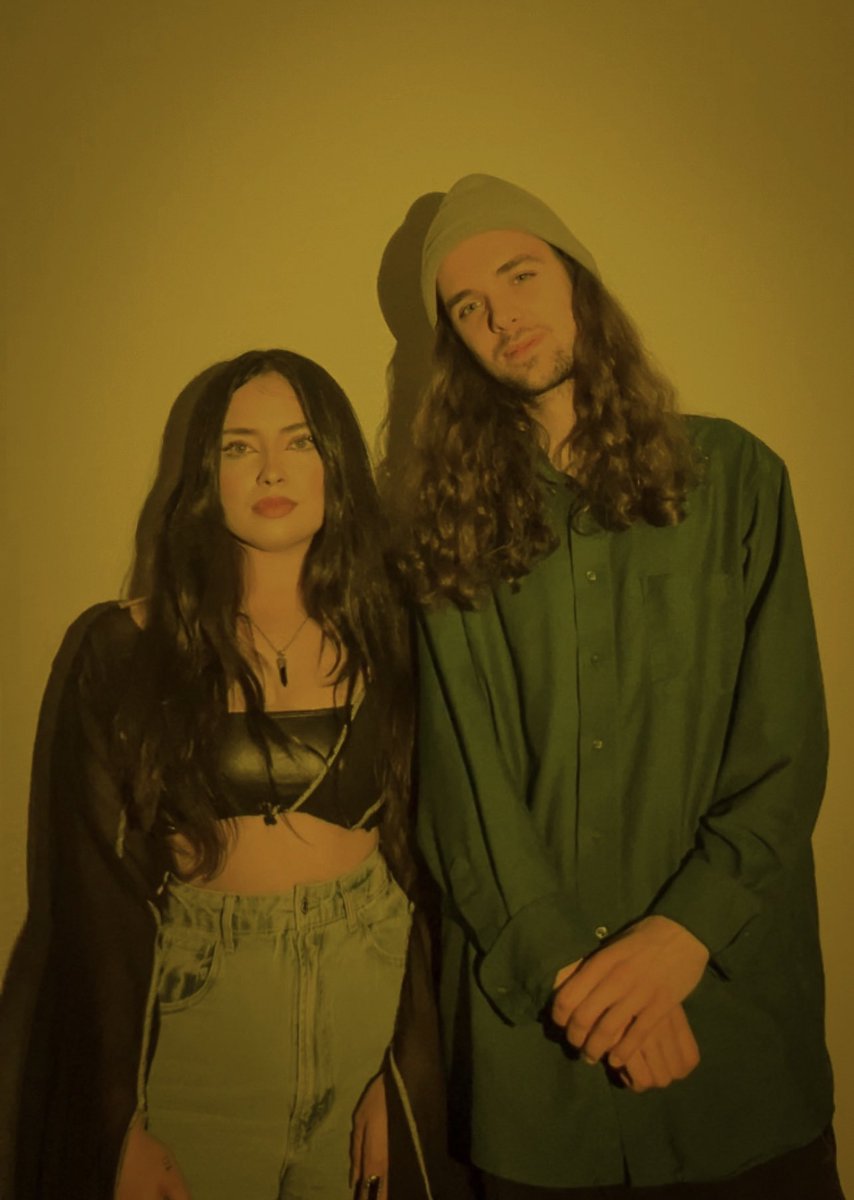 bellareneemusic's tweet photo. LIGHTHOUSE with @Ekonovah is OUT NOW!!!!!! 🤍🫶🏼✨

This song has had a JOURNEY, I’m so happy it’s finally out for the world to listen to! https://t.co/PPalrseJYA