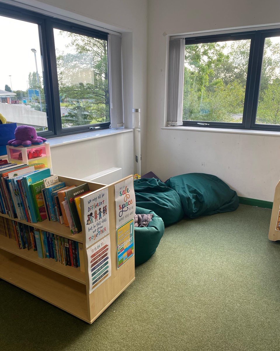 Mrs_C_Brooks's tweet photo. My classroom is ready! Cannot wait for my year 7 nurture class to be in on Monday! #asc #year7nurture #ECT https://t.co/N7SekyvOne