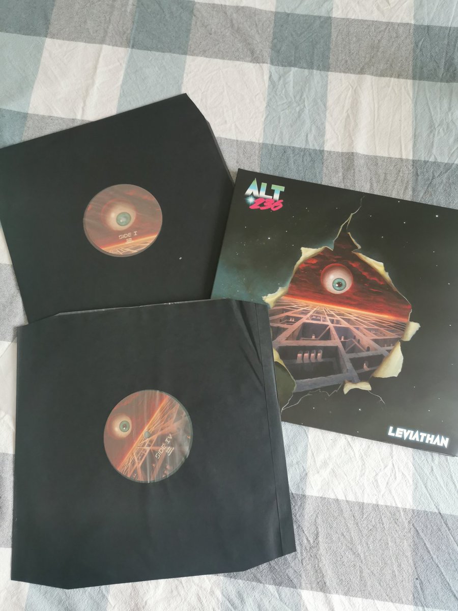 Il est là 🥰
Merci <a href="/whatisalt236/">Alt236</a>, ils sont magnifiques