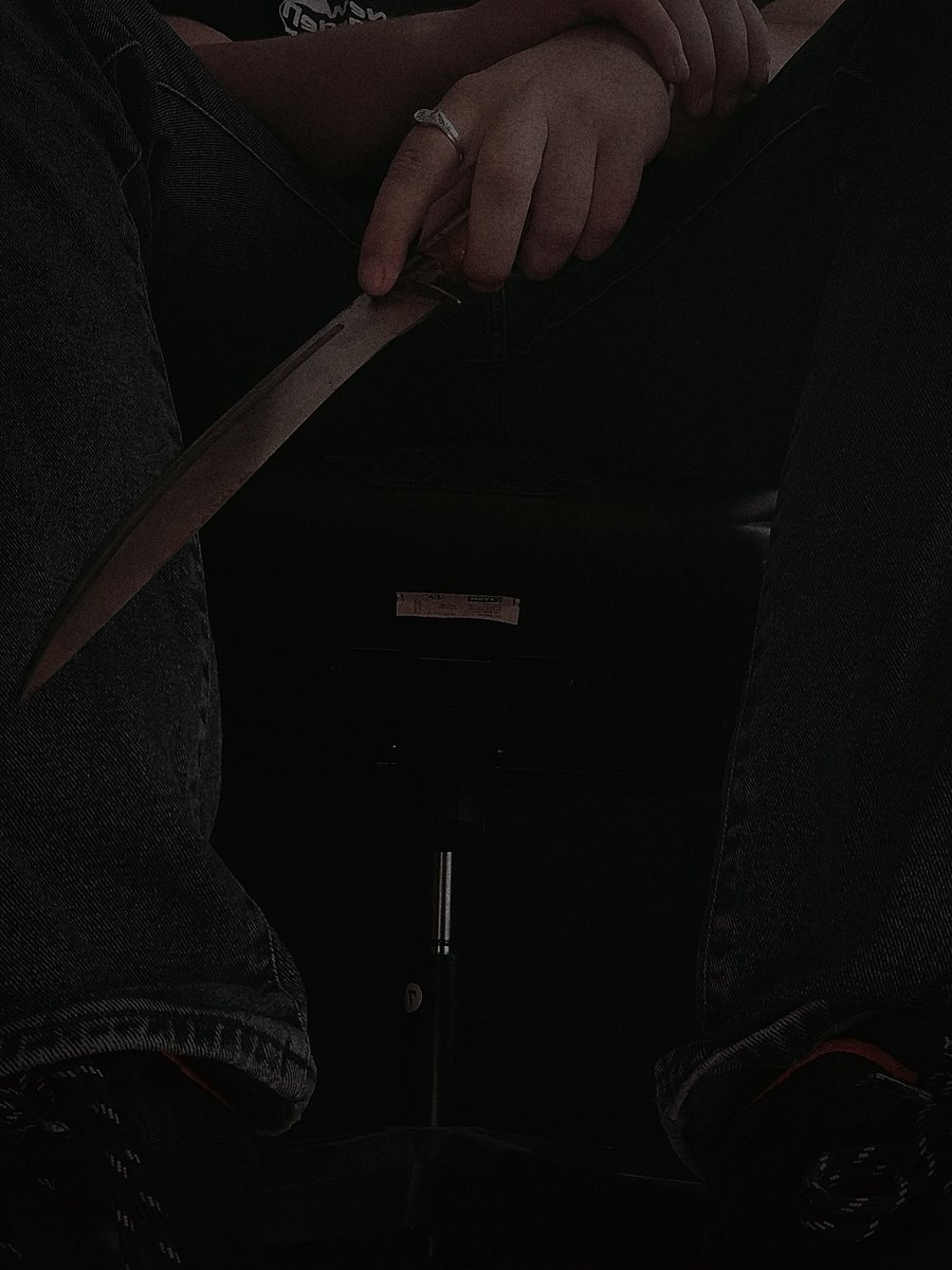 larsie__'s tweet image. not new to nsfwtwt

🔪 Lars (he/him)

🔪 18 (can verify) 

🔪 🇳🇱 

🔪v̑̈ ȋ̈ ȓ̈ g̑̈ ȋ̈ n̑̈

🔪 pansexual 

🔪switch (dom ++)

🔪 6'4

Minors dni

Please dont call me daddy makes me icky 

Soft and hard kinks no tw

♡︎/↻ 🅃🄾 🄱🄴 🄼🄾🄾🅃🅂! #nsfwtwt