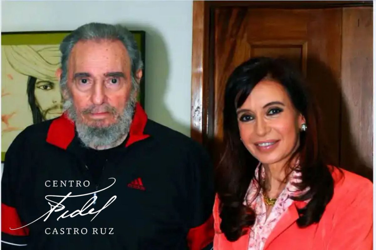 centrofidel's tweet photo. #Fidel:"Nosotros no podemos cruzarnos de brazos, debemos exigir soluciones, pues tenemos derecho a sobrevivir a los peligros que nos amenazan y a vivir con dignidad y paz". #FidelVive #TodosConCristina  #CubaPorLaPaz https://t.co/JncRFh1fTa