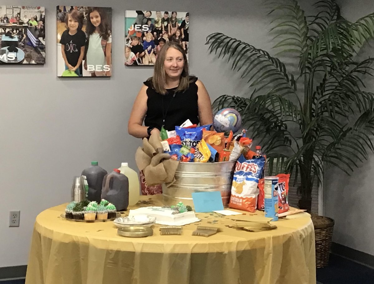 MarshalsBOE's tweet photo. After over 20 years with Marshall County Schools, Pupil Personnel Director Patricia Greer is heading to the Kentucky Center for School Safety at Murray State.   Greer was also principal of Marshall County High School for three years.  Good luck Patricia.  We will miss you. https://t.co/9priVo54Xg