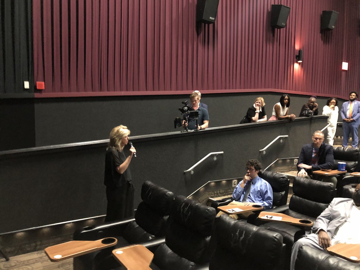 PaulForbesNYC's tweet photo. And yes, there is a screening and there is a Q &amp; A portion with members of the cast but more importantly, we want this documentary to be rooted in and used for engaging &amp; interactive critical and courageous community conversations.
Grateful to see that realized last night (2/5) https://t.co/uKV41uTr86