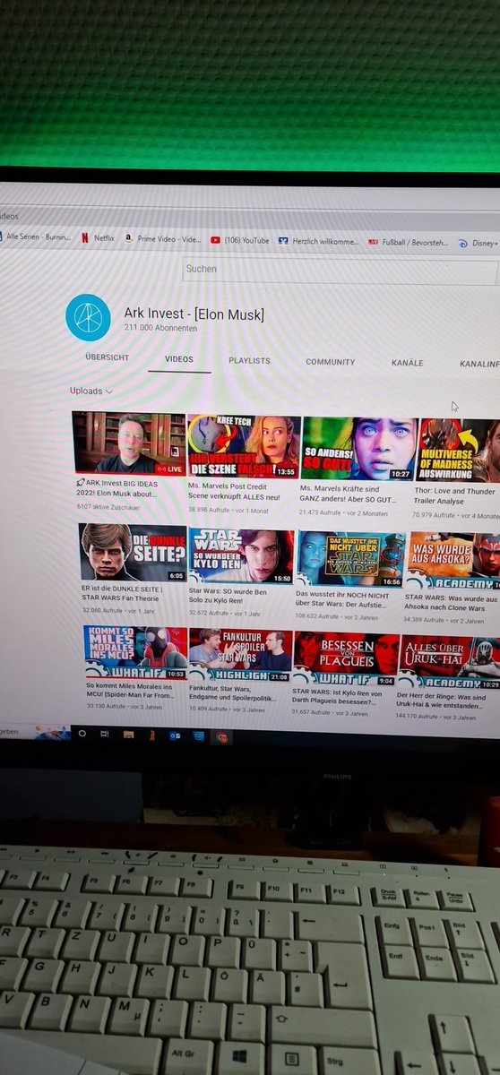 MarvinSchultz1's tweet photo. @nrdfactory ich glaube euer Youtube Channel wurde Gehackt https://t.co/fL5wtvS8dk