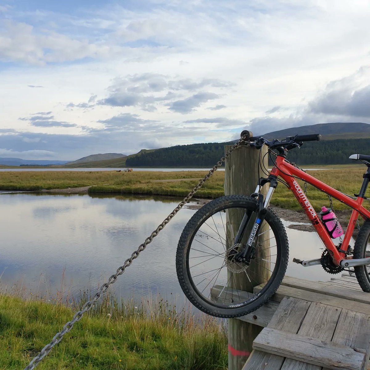 FionaS100's tweet photo. A grand day out on Scotlands hills though it was pretty tough going at times.  10 mile cycle in. 4 munros. 10mile cycle out.  More wind than predicted @metoffice Carn Dearg. Geal Chàrn. Aonach Beag. Beinn Eibhinn #scotlandmunros #munros @VisitScotland @walkhighlands https://t.co/Q4OxrmTqwz