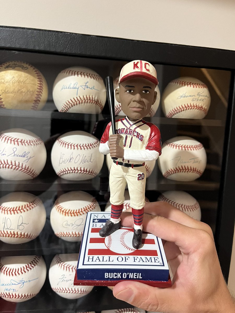 Hey Buddy! Podcast tweet media