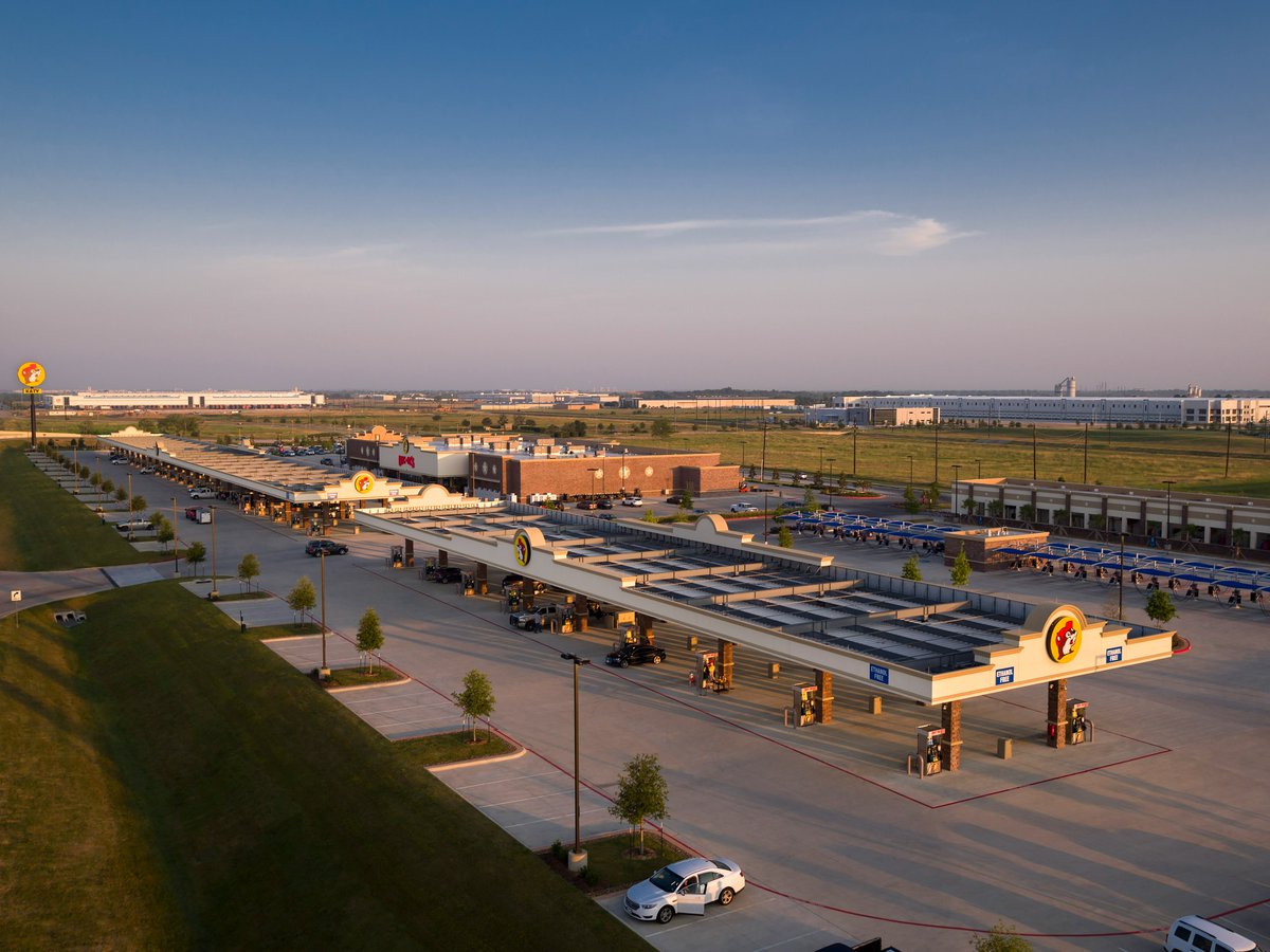 TAATGlobal's tweet photo. TAAT® will be placed in select Buc-ee’s locations starting September. @bucees has 43 gas stations and travel centres located in Texas, Alabama, Georgia, Kentucky, Tennessee, Florida and South Carolina.
$TAAT $TOBAF
#trytaat #zerotobacco #zeronicotine
https://t.co/A3F6phFmHV https://t.co/3yE5FwLqtF
