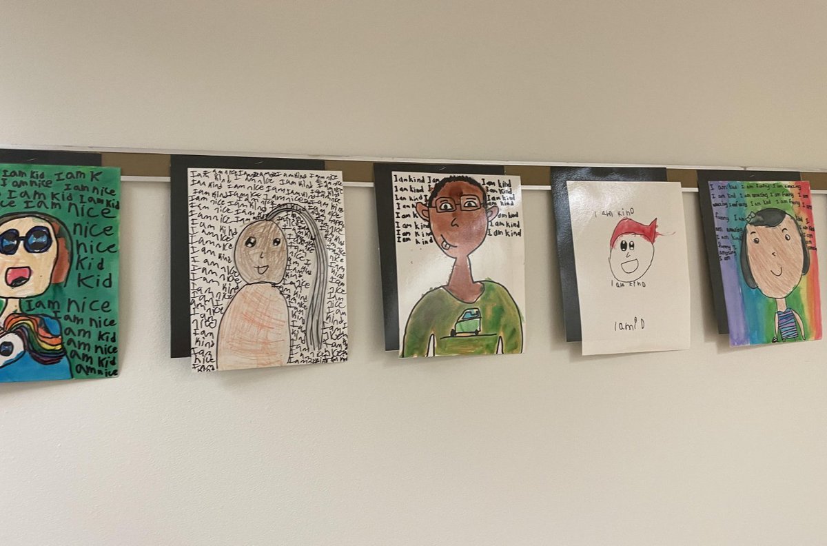 Third Graders created self portraits this week🎨