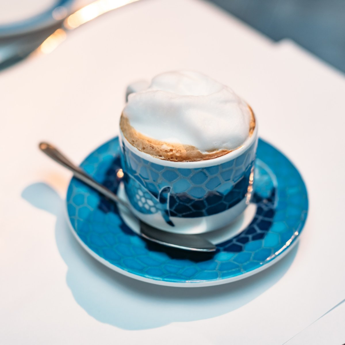 USSNemo's tweet photo. Whether it's an ice cold beer, a craft cocktail prepared by our friendly bartenders, or a perfect cappuccino to round out your meal, your weekend is about to get so much better. https://t.co/5faXEDO0UZ