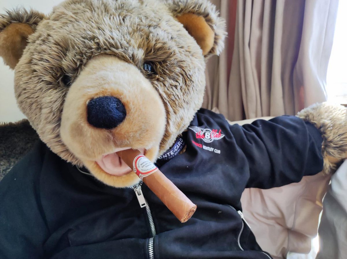 HugoMark01's tweet photo. It's an honor that the mascot of the Monaco Bentley Club smokes my Havana cigar! Thank you, Mr Jean Bernard. I'm happy to be part of the Club. https://t.co/8I1vZn9O7U