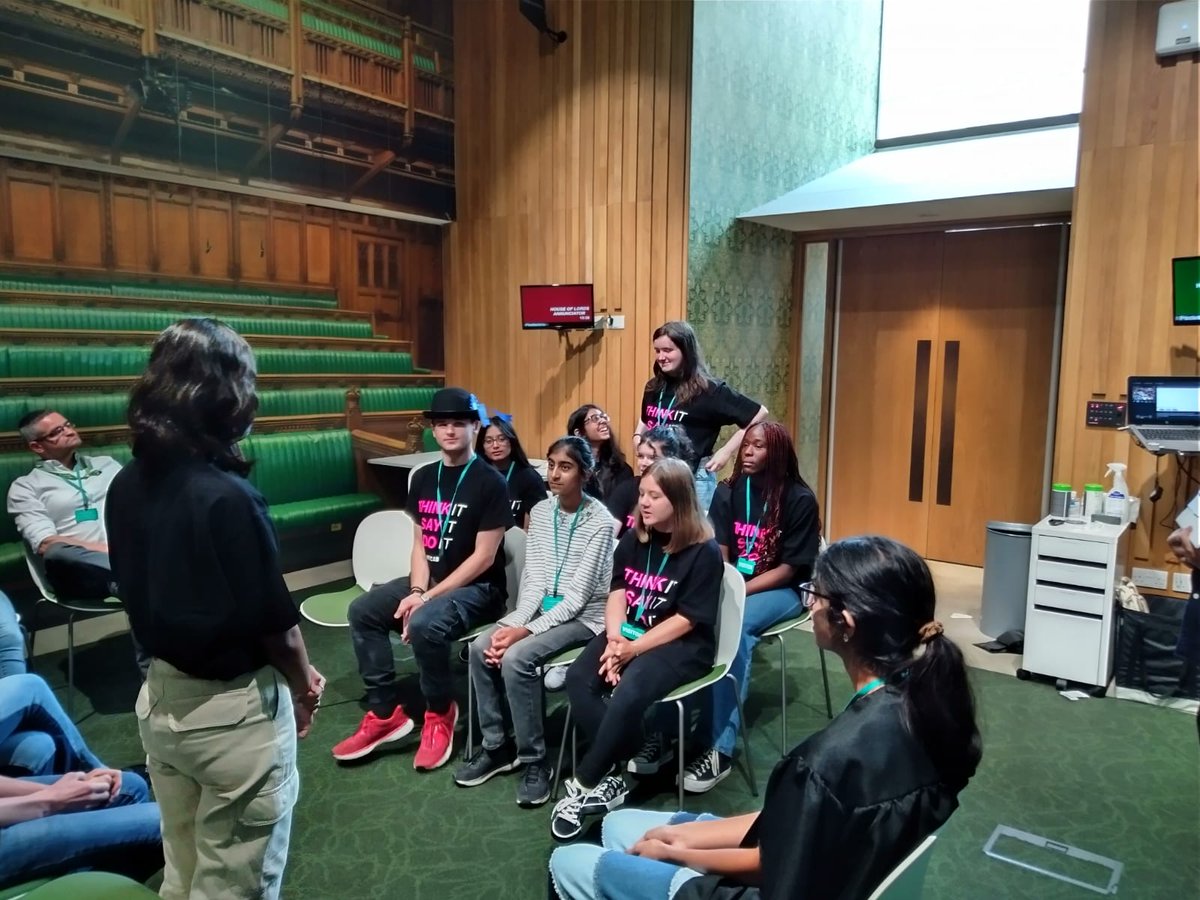MKYCAB1's tweet photo. Today, YCAB members visited the Houses of Parliament! Everyone enjoyed getting to see such an important location for democracy, especially extinction rebellion who just so happened to visit on the same day as us..... and unfortunately cut our tour short. https://t.co/6uCg4AIDcy