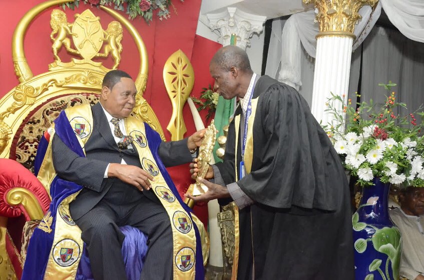 iuokadaofficial's tweet photo. It was merriment and glamour at the Special Senate meeting in honour of the Honourable Chancellor and founder of Nigeria’s premier private university, Igbinedion University Okada on the occasion of his 88th birthday. #explore #iuokadaofficial #edopride #Esama@88 https://t.co/vVRSXuG1sM