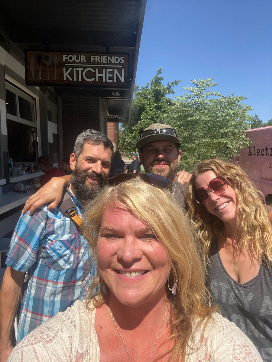 PhishStills's tweet photo. #fourfriends :) https://t.co/0fzoBolhWn