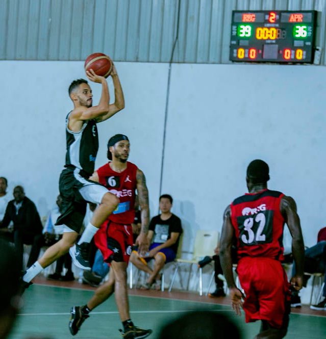 ferwabaRW's tweet photo. Game 3 got to an epic end.
#REG 71-66 #APR
@regbbcofficial is in the #RBLFINALS with @PatriotsBBC
Finals Start on 7th @bkarenarw
#RBLPLAYOFFS22 https://t.co/zr44qJFkdH