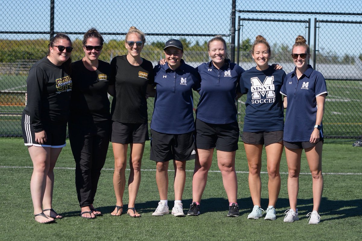 Big shout out to ⁦<a href="/TommiesSTU/">STU Tommies</a>⁩ and <a href="/MountMystics/">Mount Mystics</a> Great exh game Going to be a great season. Led by these talented coaching staffs who are leading and mentoring our student athletes and future leaders Wonderful role models ! Inspiring