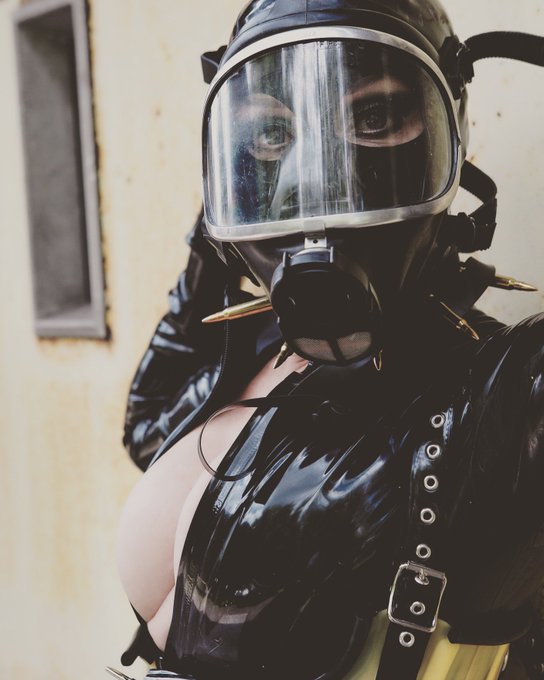 Move over, I&rsquo;ll drive. #mistress #latex #onlyfanspromo https://t.co/aeCPKNlAbd<a href="/tag/mistress"class="tags">#mistress</a><a href="/tag/latex"class="tags">#latex</a><a href="/tag/onlyfanspromo"class="tags">#onlyfanspromo</a>