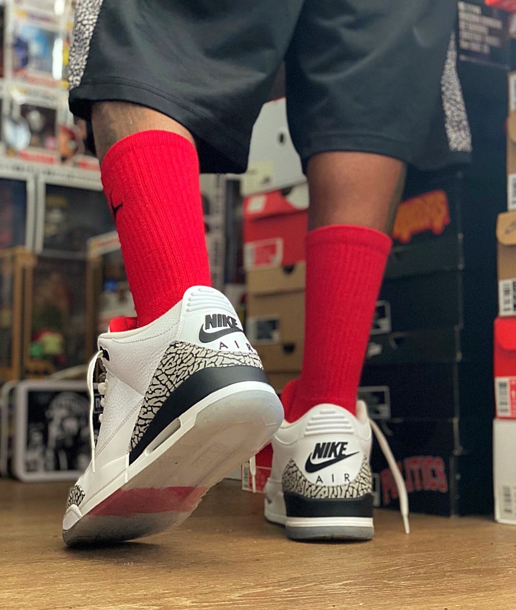 alabamatattoo27's tweet photo. Day 2….Freethrow line Friday‼️#stuntmanapproved #kotd #jordan3Freethrowline #Jumpman23 #30daysofkickschallenge #snkrsliveheatingup #snkrskickcheck https://t.co/dgsleq1WUy