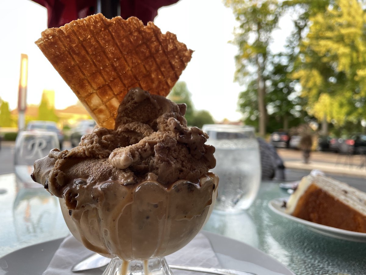 TheRockfordBuzz's tweet photo. Tucked away at the intersection of Bell School and Rote Road is Cucina di Rosa, a charming taste of Italy right in our hometown.
https://t.co/MhdZHWOTJm
#RockfordIL #supportlocal #localbusiness #positivenews #815over60 #eatlocal #italianfood #815eats #rockfoodian #foodreview https://t.co/NwpdcoBK8t