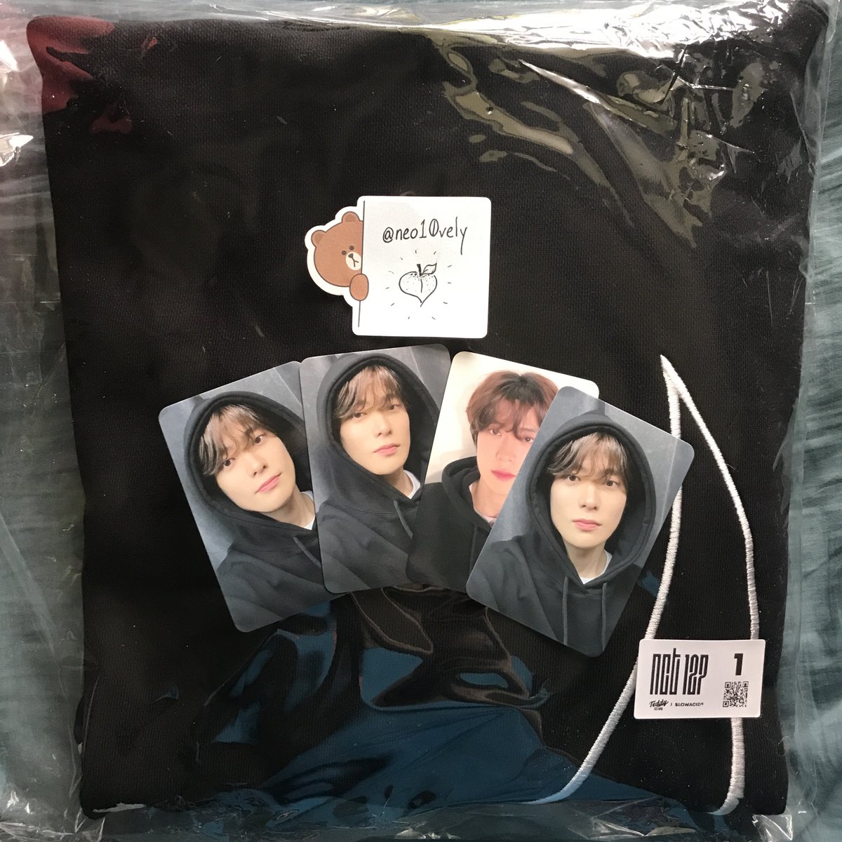 neo10vely's tweet photo. wts usa only 
Jaehyun r5 (? might be r4) slowacid pcs + black small hoodie (hoodie is completely unopened and unworn) 

pcs are all in perfect condition can send a video if ya want!

$80 + tracked shipping

🏷 nct 127 https://t.co/F4ACxR0FGA