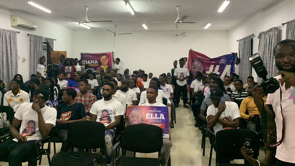 univers1057fm's tweet photo. #UGDecides:The “SRC Candidate Date” is currently ongoing at the Union Building after it was postponed on Wednesday 

#ElectionLens #UGDecides #UniversNews #UniversTV https://t.co/HZirM5QaQk