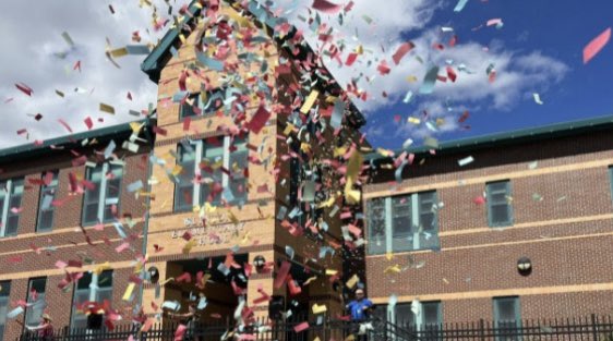 Clinton CES tweet media