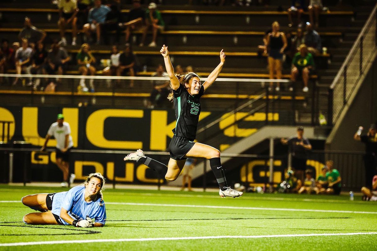 Oregon Ducks Soccer tweet media