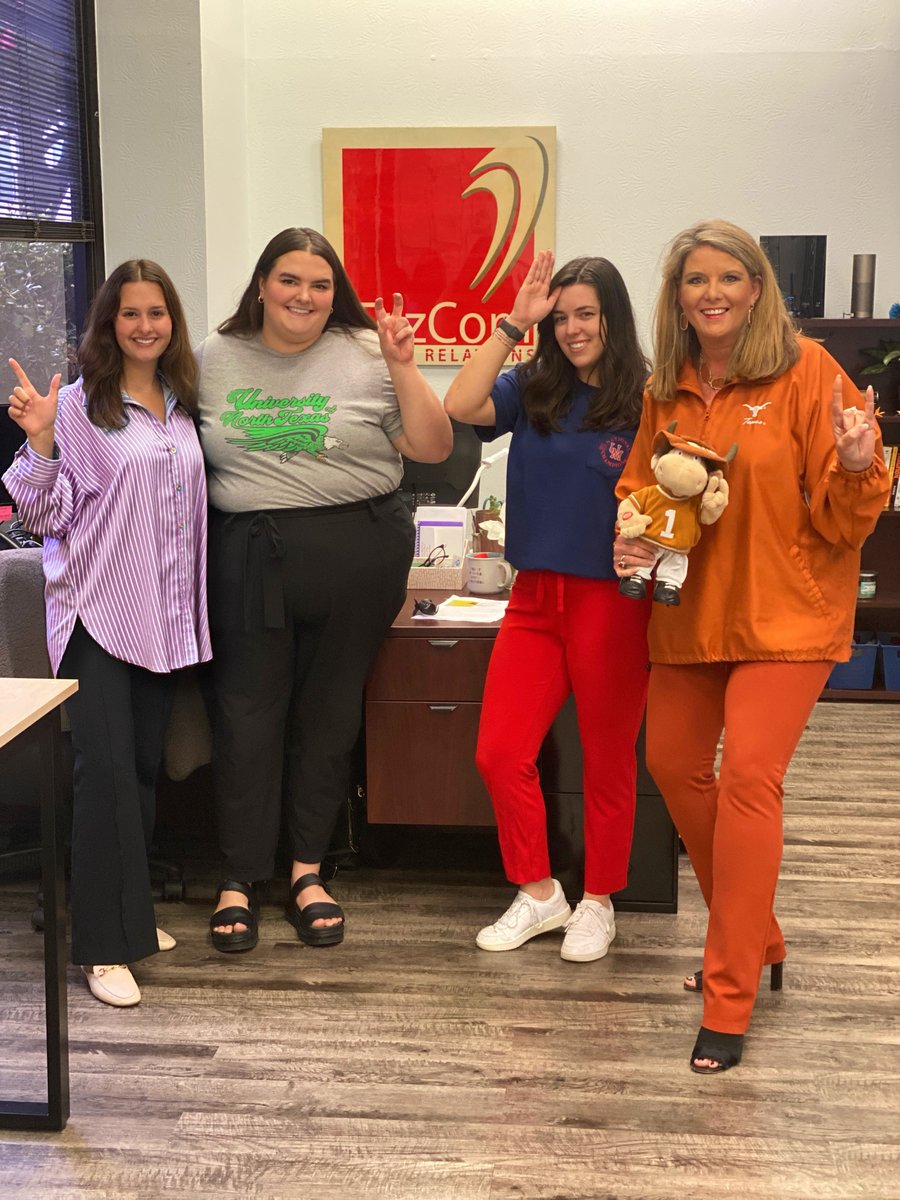 TrizComPR's tweet image. It's College Football Season and TrizCom is showing our university pride for #CollegeColorsDay. Wreck 'Em! Go Mean Green! Hotty Toddy! Hook 'Em!

#TexasTech #UNT #UTAustin #OleMiss #DallasPRFirm #DallasPR #DallasPRAgency #DallasPublicRelations #DallasPublicRelationsFirm