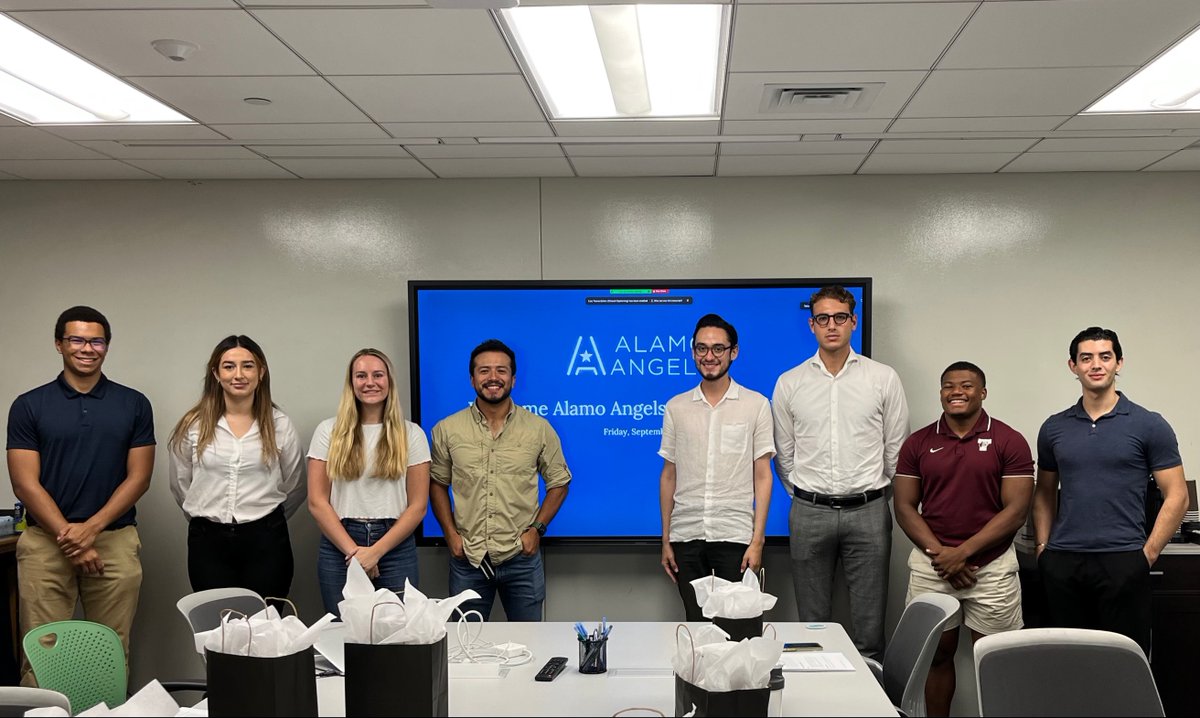 This morning our team hosted an onboarding session for our incoming Trinity University Fall '22 Venture Fellows. Please welcome our incoming fellows! 👏 👏