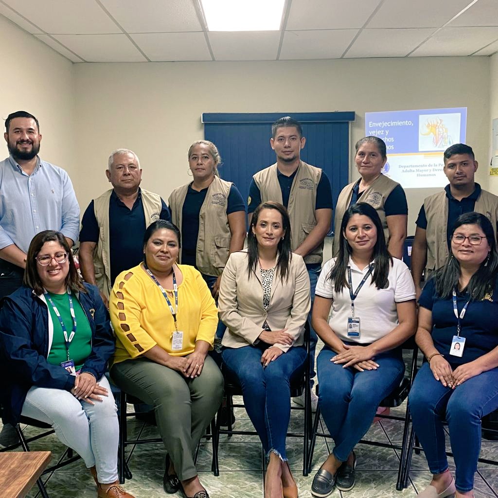 PDDH_chalate's tweet photo. @pddhelsalvador @pddhchaltenango 
Jornada sobre divulgación de la Ley para la Protección de los Derechos de la Persona Adulta Mayor dirigida a facilitadores judicial del municipio de Azacualpa y San Luis del Carmen en coordinación con el Juzgado de Paz de San Luis del Carmen https://t.co/gFgAhGAd1W