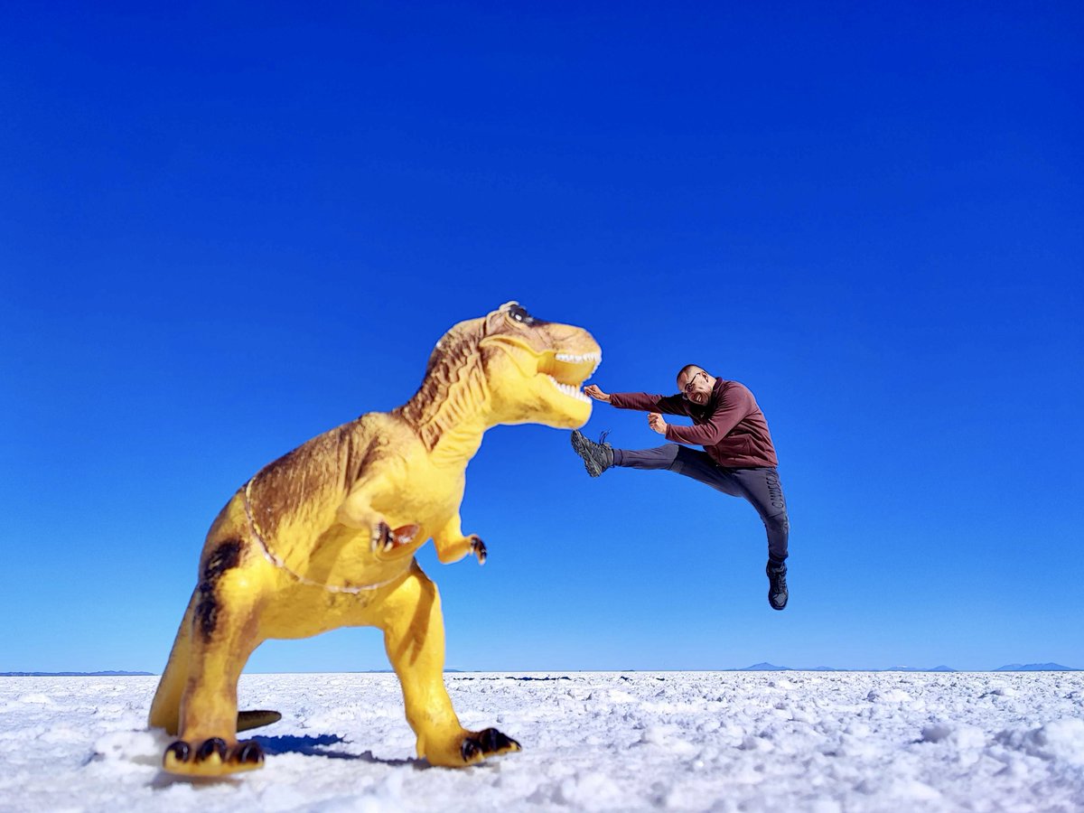 gadventures's tweet photo. I "dino" about you but you must add seeing the salt flats in Salar de Uyuni on your list of things to do while travelling in #Bolivia. 🦖
🗺 Southern Divide - https://t.co/1ZXxu7uLbd
📸 Mauricio Ibanez, CEO
#gadventures #embracethebizarre https://t.co/EJP6tS0A2v